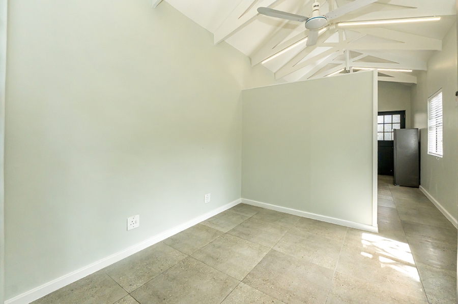 To Let 1 Bedroom Property for Rent in Pinelands Western Cape